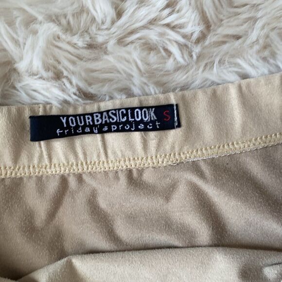 Your Basic Look Suede Pleated Tiered Eyelet Mini Skirt Size Small - Picture 3 of 10